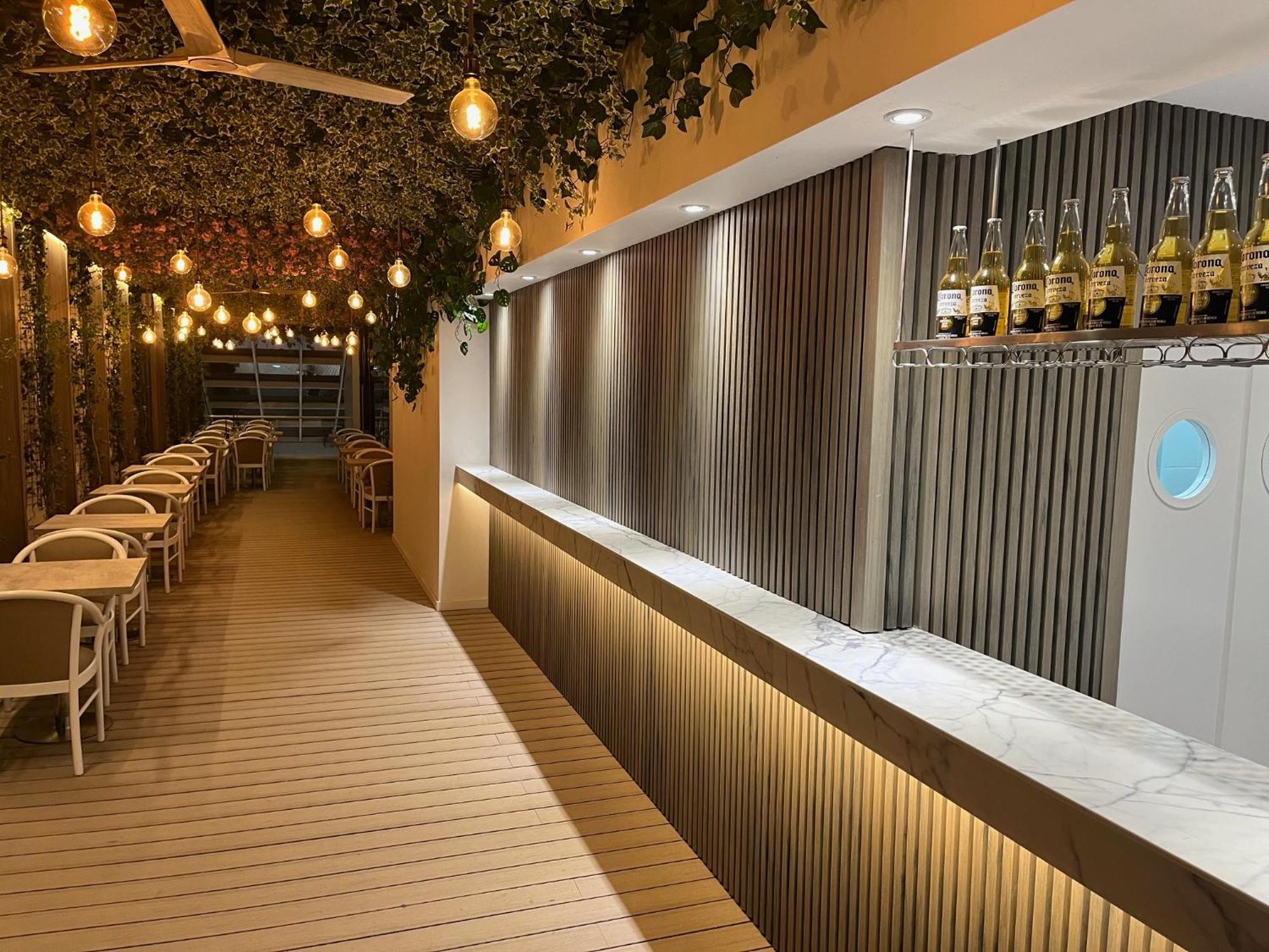 罗萨里奥假日酒店 外观 照片